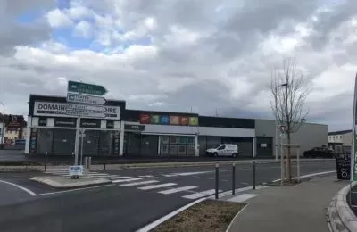 Agrandissement d’un bâtiment commercial – Sacherie Neuradio à CUSSET (03)  - Démolition, Conception, Construction d’un nouveau local commercial